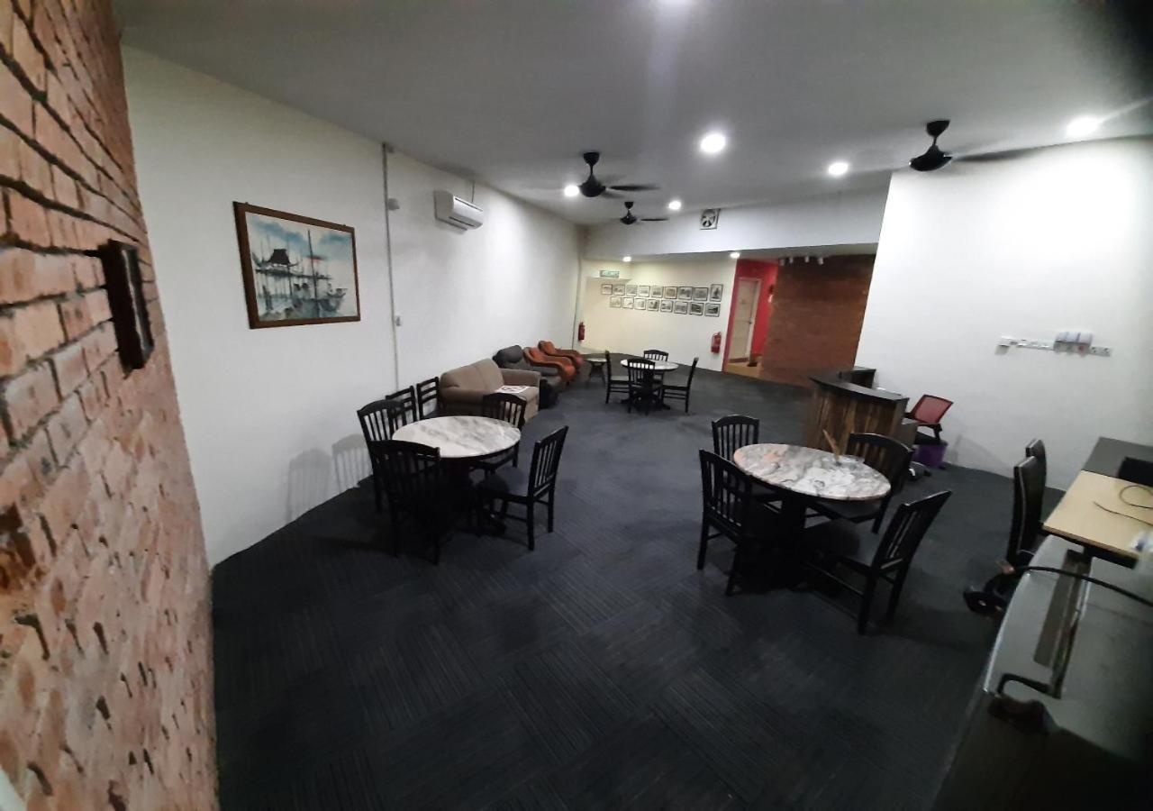 Mn Ferringhi Inn Batu Ferringhi Zewnętrze zdjęcie
