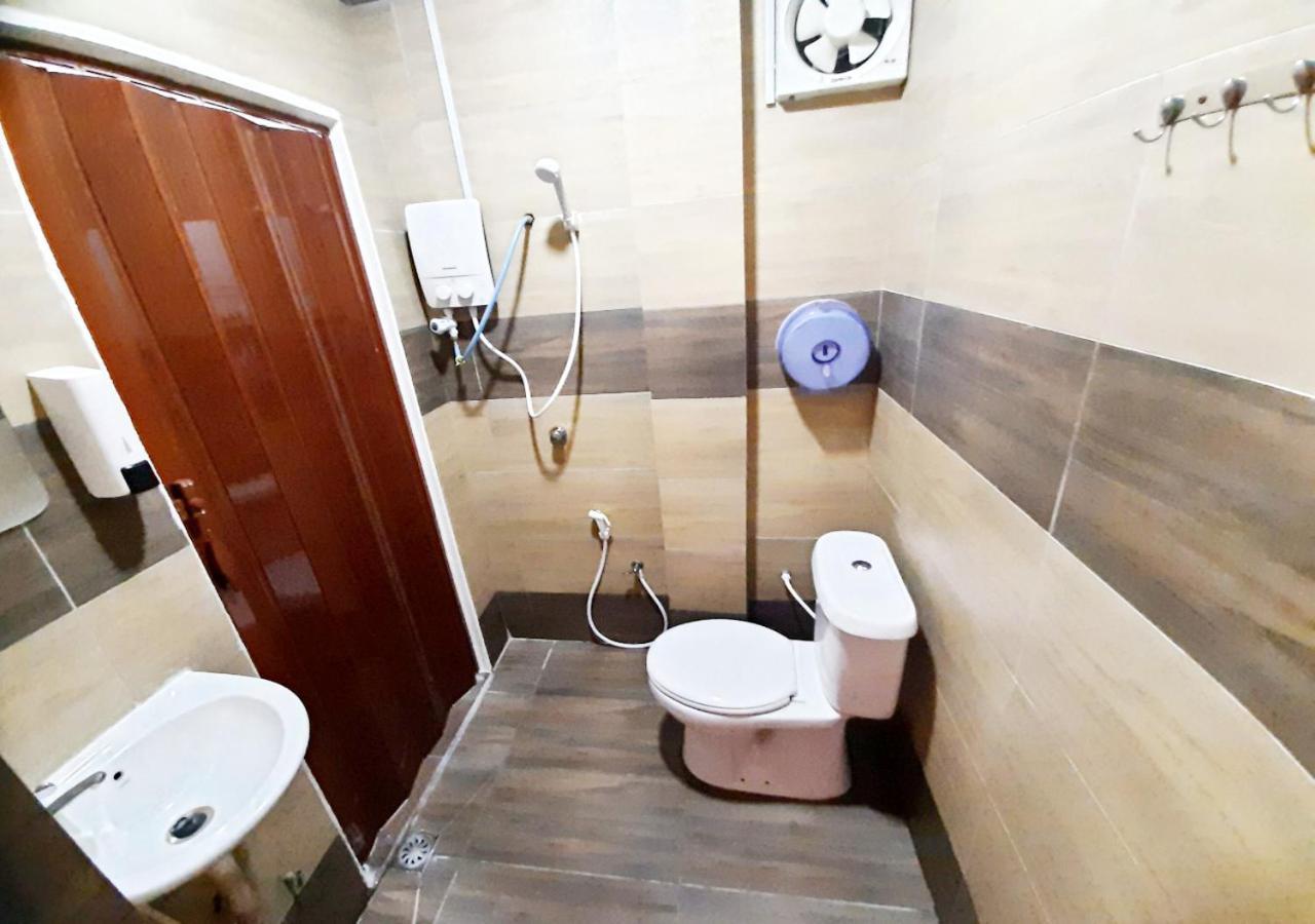 Mn Ferringhi Inn Batu Ferringhi Zewnętrze zdjęcie