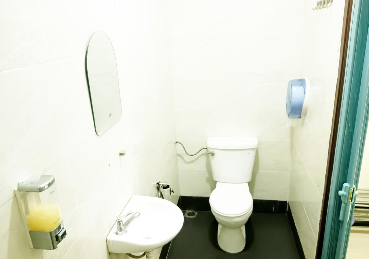 Mn Ferringhi Inn Batu Ferringhi Zewnętrze zdjęcie